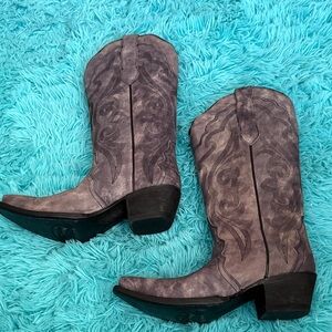 Elegant Gray Western Boots for Women